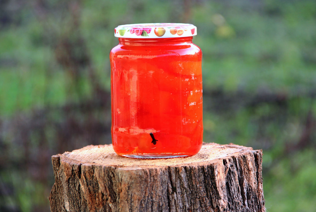 Šípková zavařenina; foto Shutterstock Šípková marmeláda