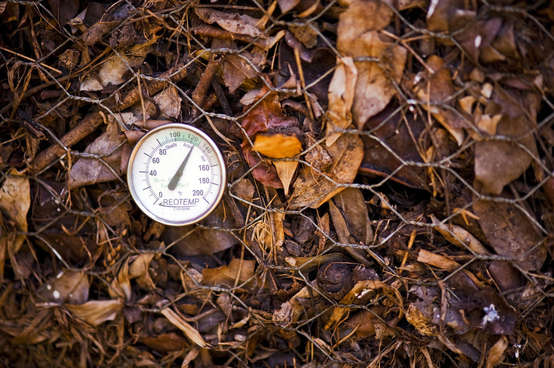 122 °F = 50 °C 50 °C = 122 °F