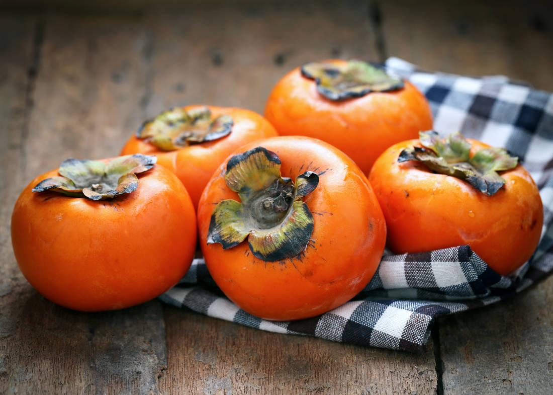 Na stůl patří zralé plody; foto Shutterstock Zralé kaki