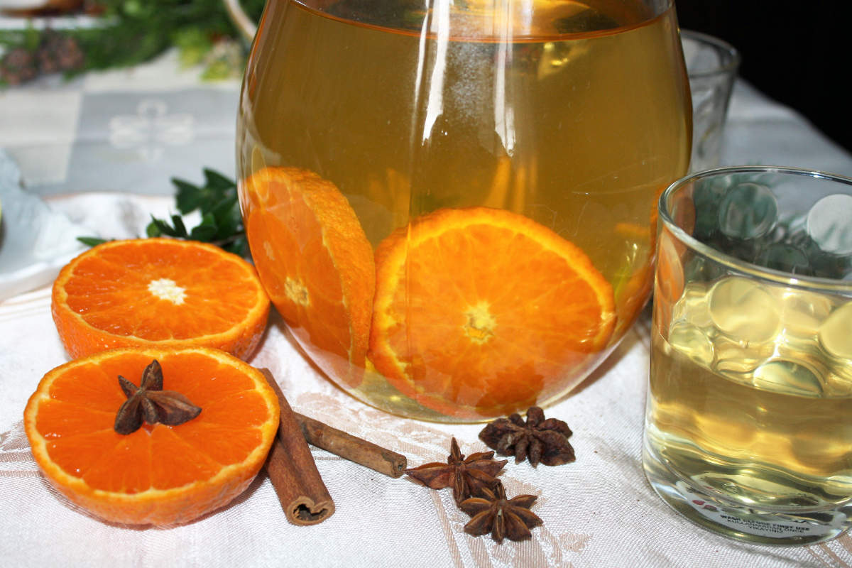 Mandarinky dodají punči příjemnou šťavnastost vánoční nápoj