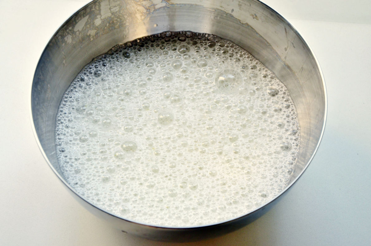 Mixováním získáme hladkou tekutinu Mixováním získáme hladkou tekutinu