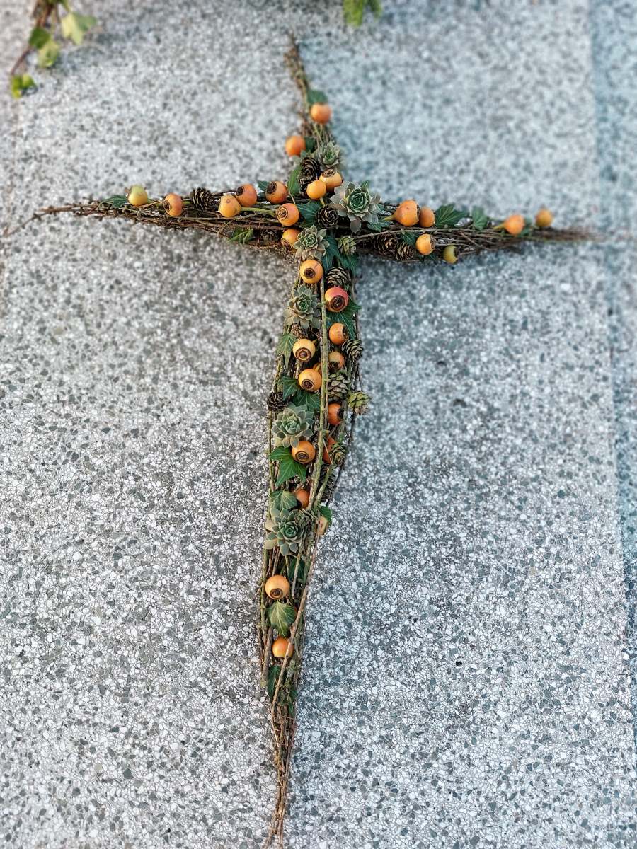 Kříž je nejdůležitější křesťanský symbol smutku